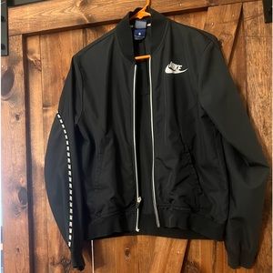 Light Nike bomber jacket